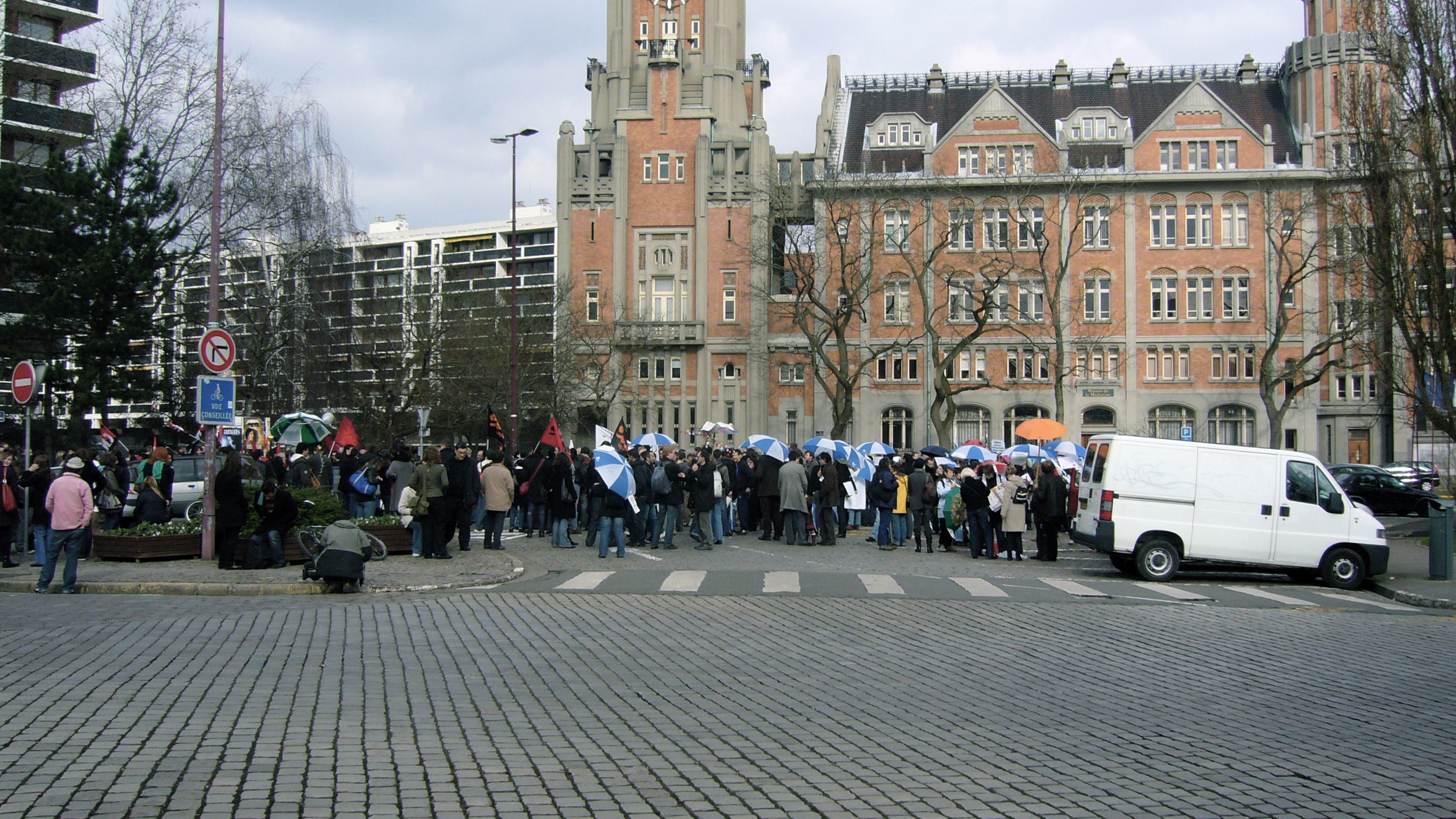 090311manif-parapluies02.jpg