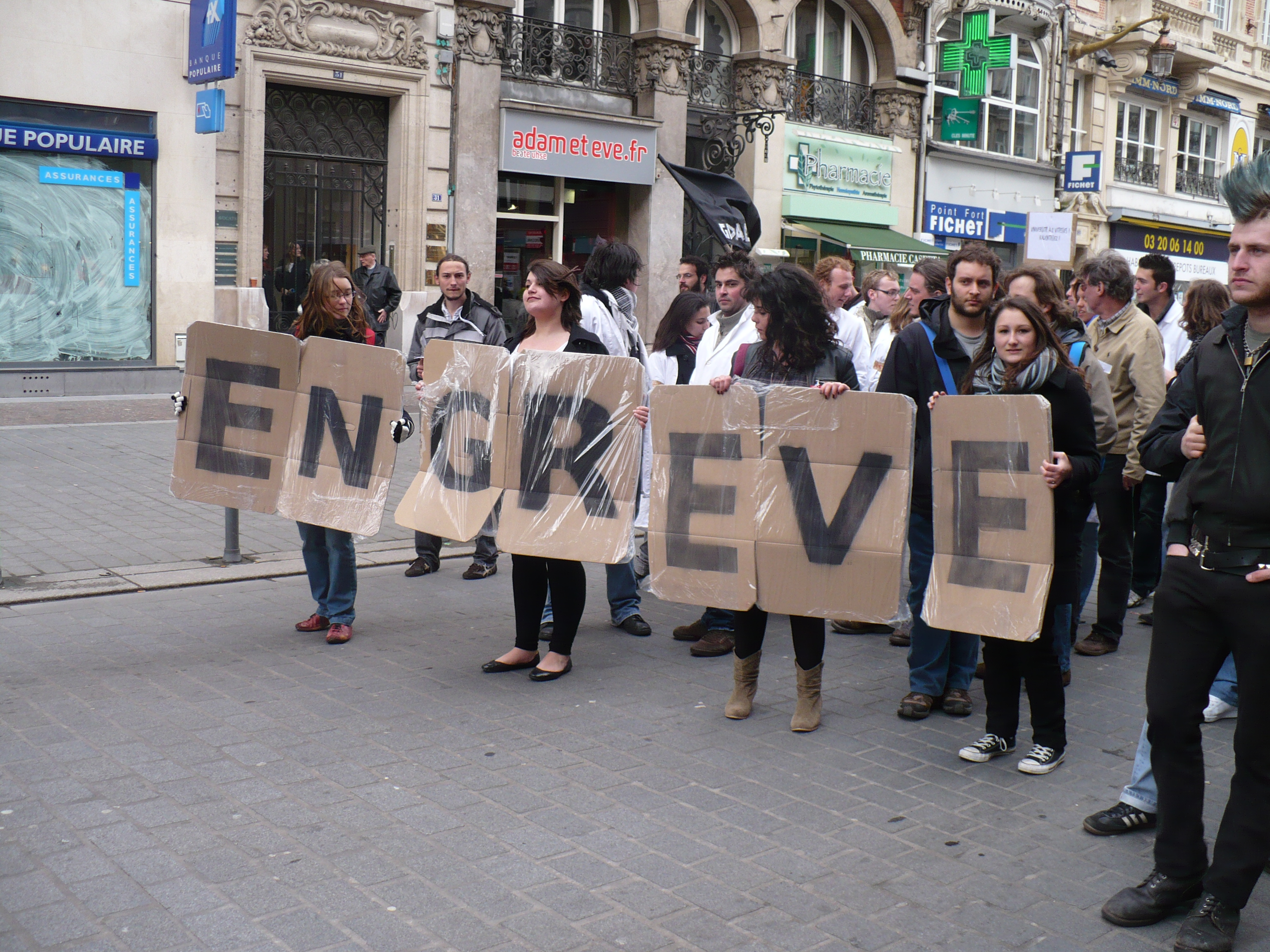 090324manifsourds02.jpg