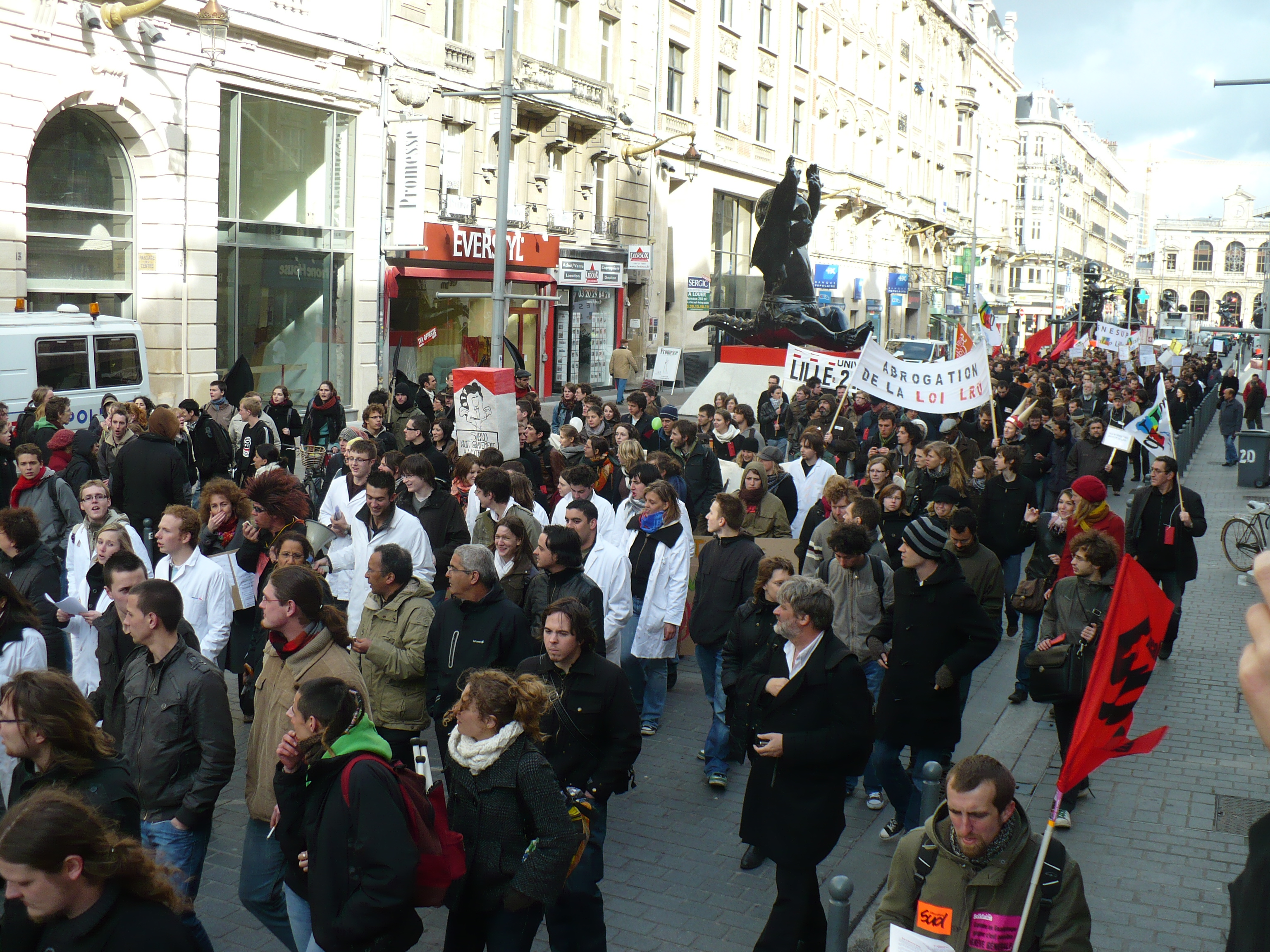 090324manifsourds06.jpg