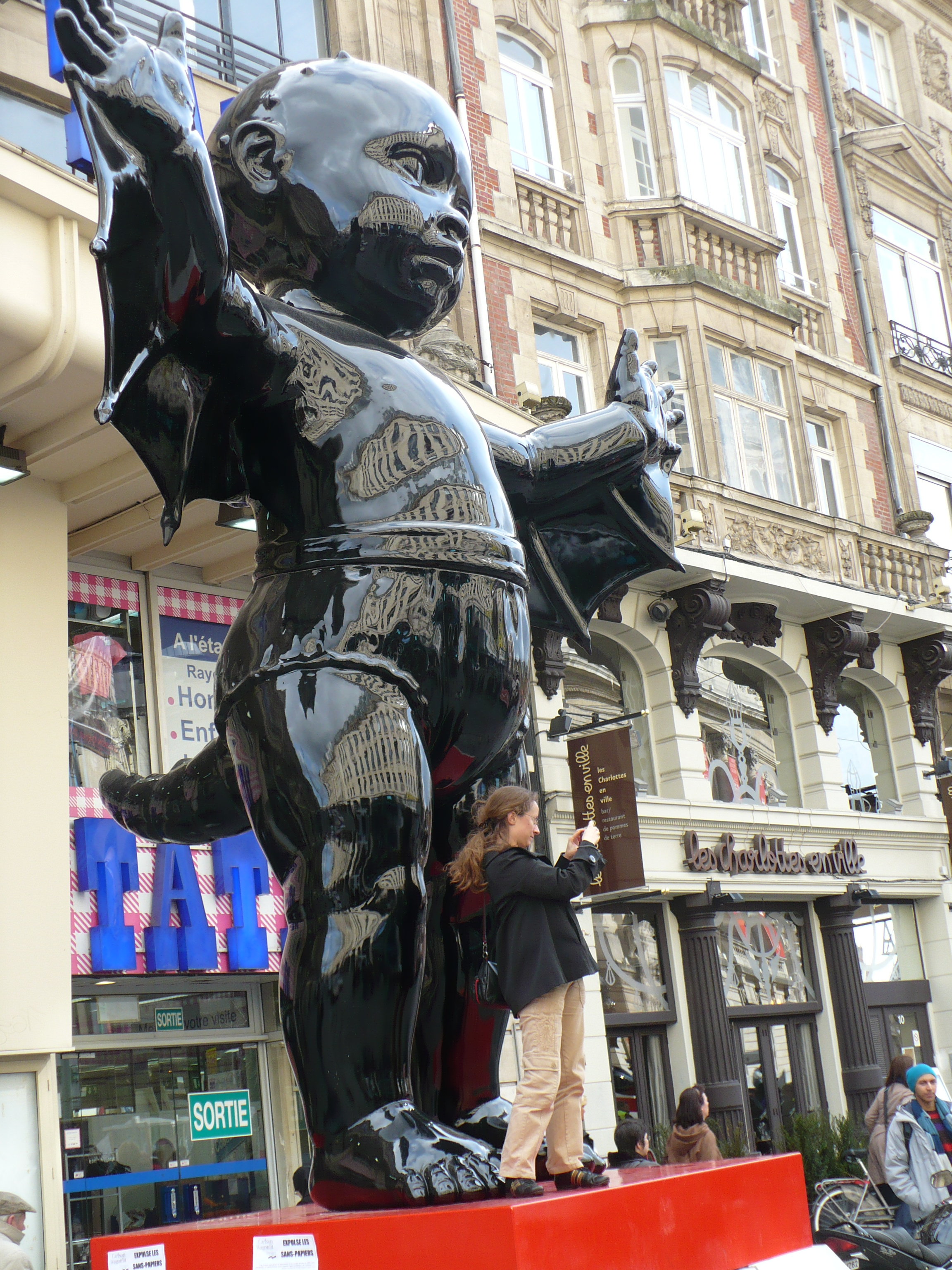090324manifsourds13.jpg