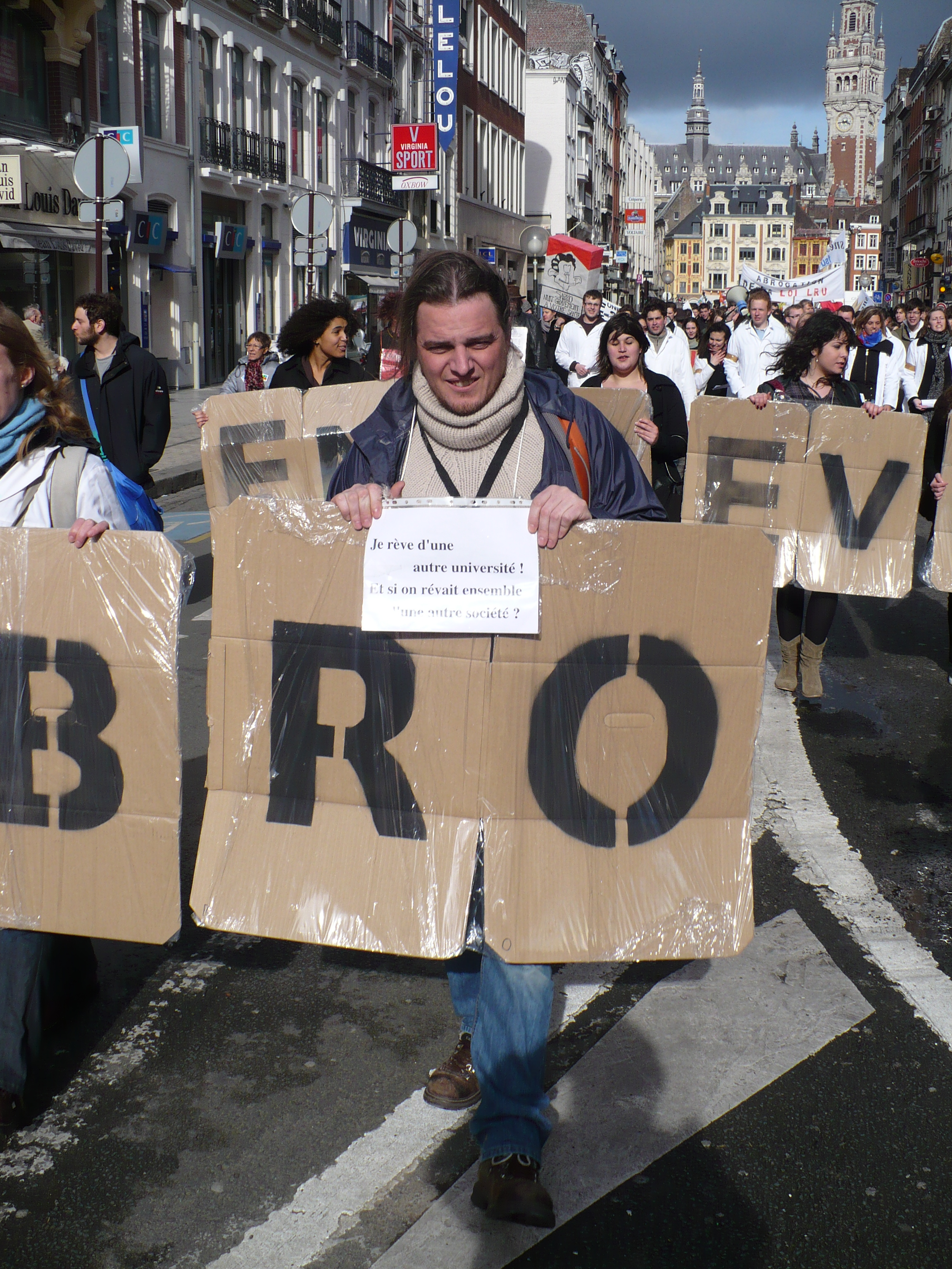 090324manifsourds21.jpg