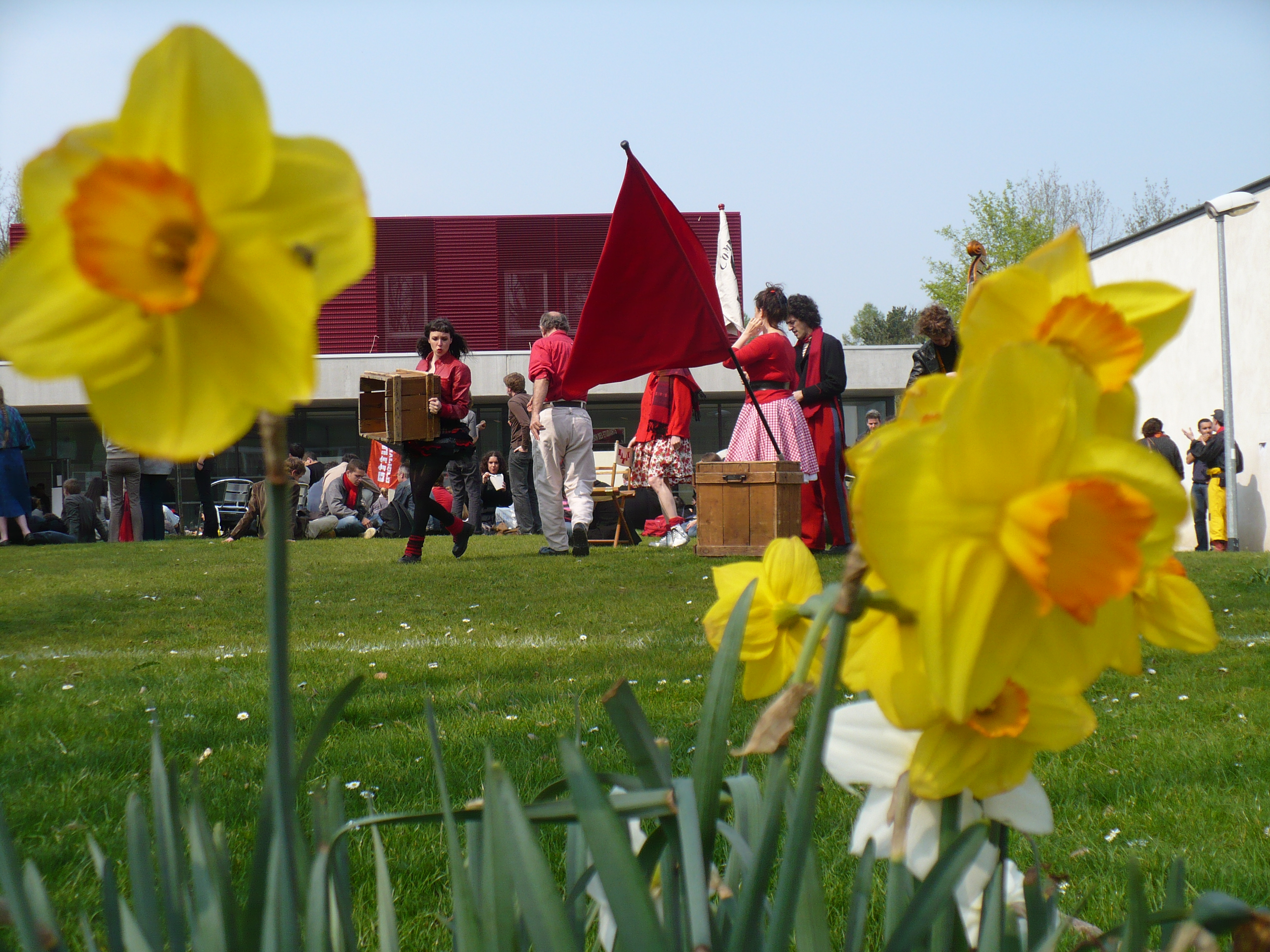 090414fetonslafac10.jpg