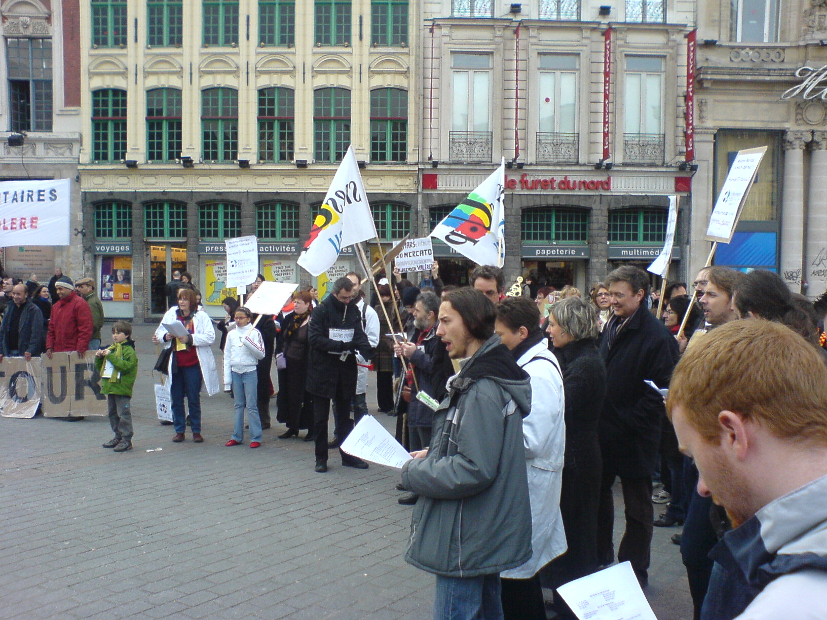 ChantsGrandPlace-050309.jpg