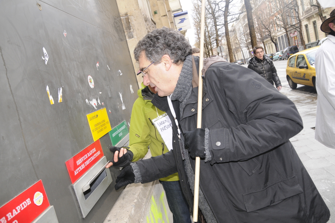 Publis2sarko15.jpg