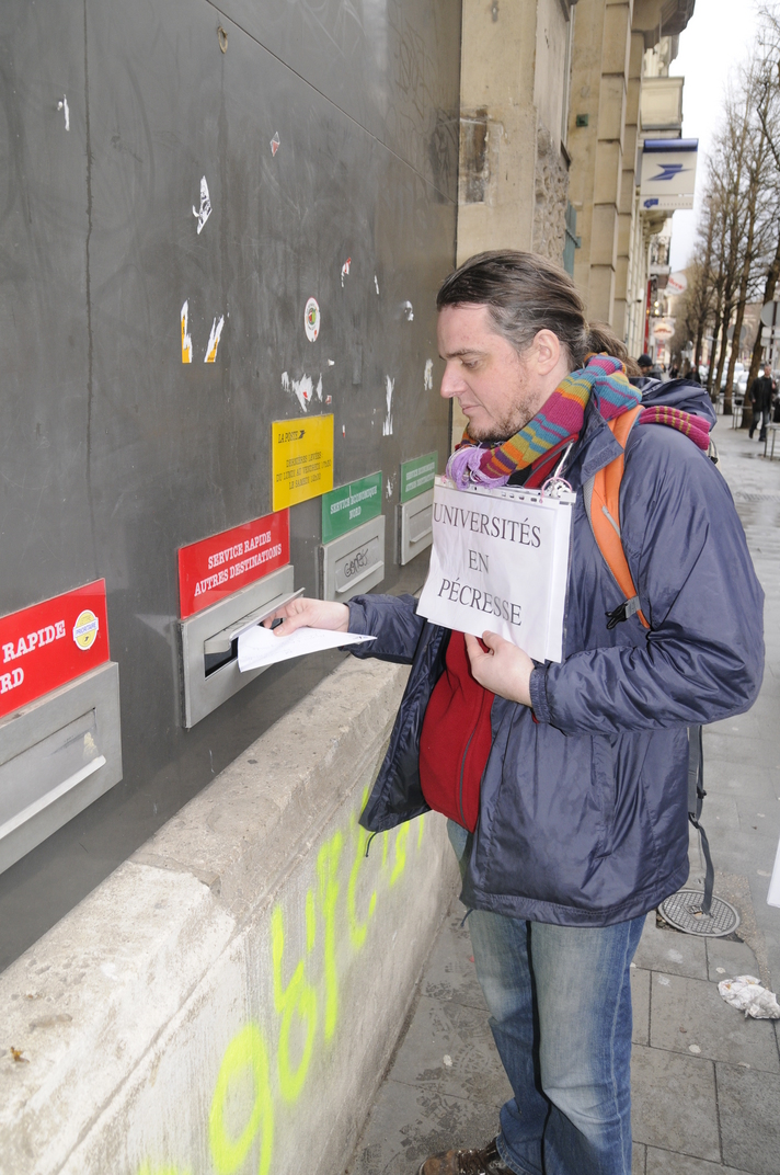 Publis2sarko18.jpg